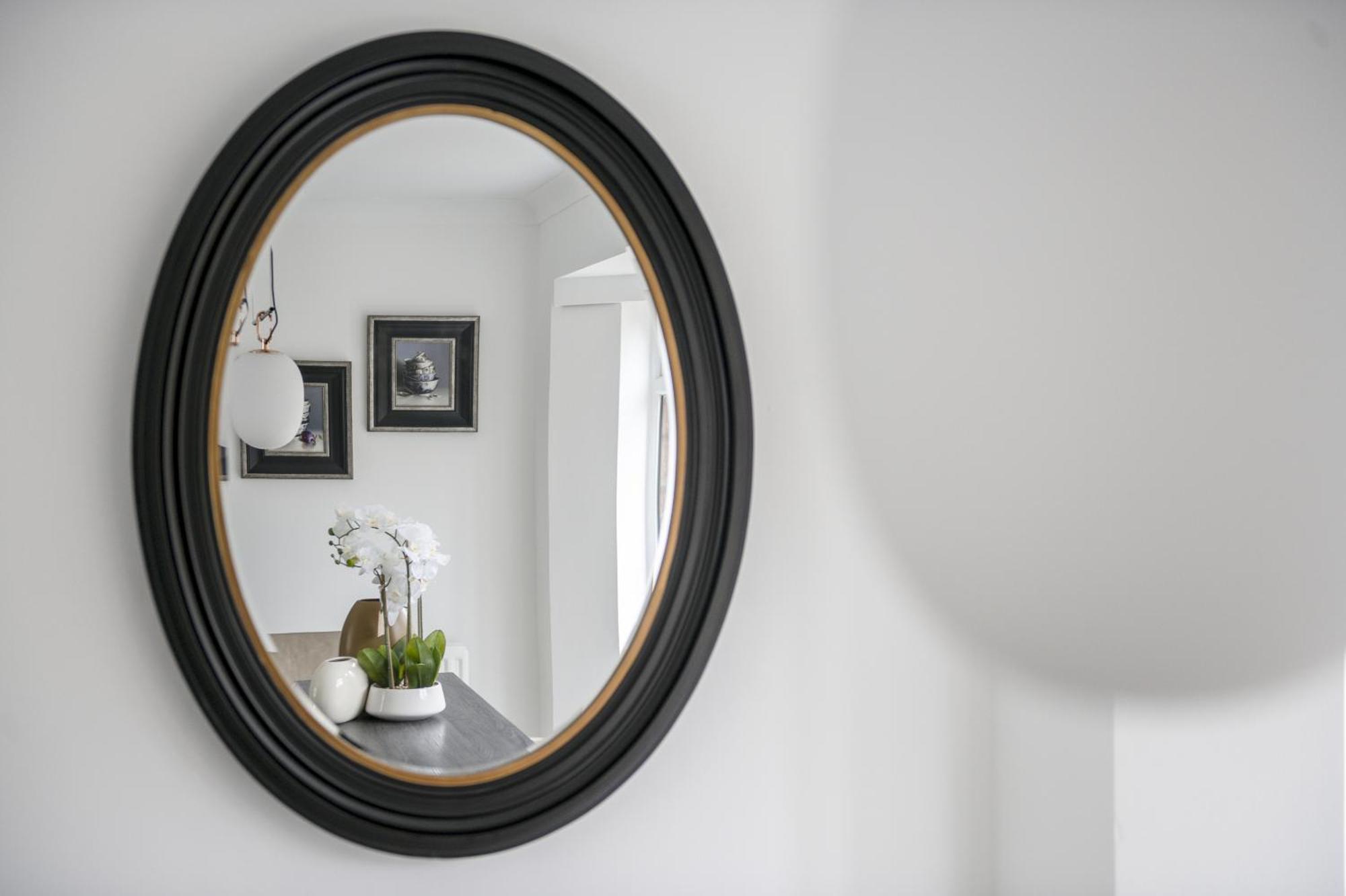 Luxurious 3 Bed House With Free Parking, Close To The Train Station & Town ブレインツリー エクステリア 写真